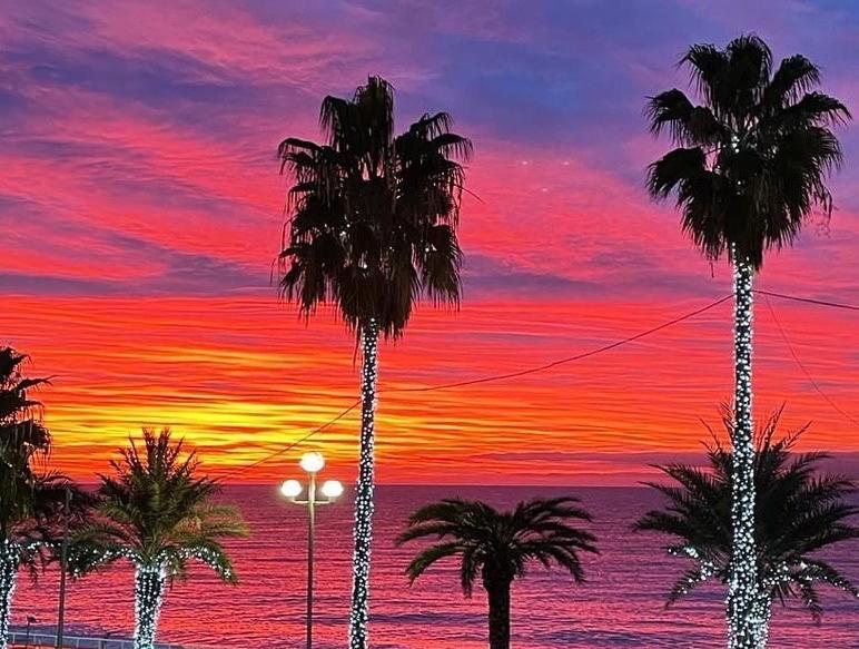 Apart-A-Nice : A Breathtaking View On The Sea Exterior foto